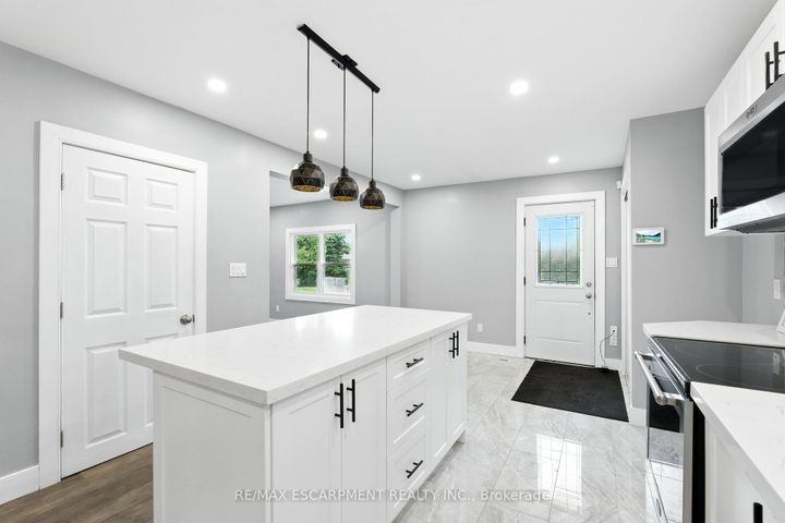 Photo 8 at 1233 Coric Avenue, Freeman, Burlington