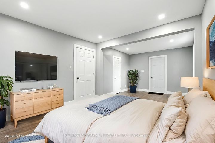 Photo 10 at 1233 Coric Avenue, Freeman, Burlington
