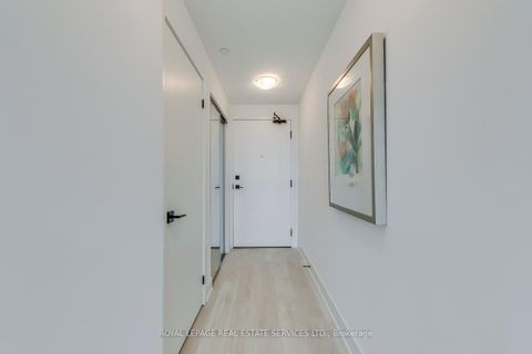 Photo 10 at 1318 - 2489 Taunton Road, RO River Oaks, Oakville