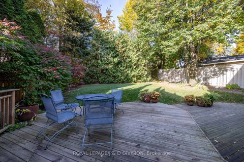 Photo 32 at 42 Munro Boulevard, Windfields, Toronto
