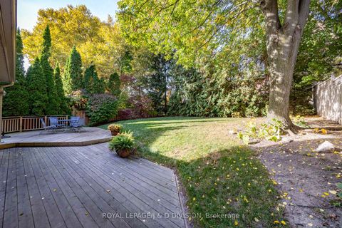 Photo 33 at 42 Munro Boulevard, Windfields, Toronto