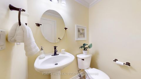 Photo 18 at 35 Bel Canto Crescent, Oak Ridges Lake Wilcox, Richmond Hill
