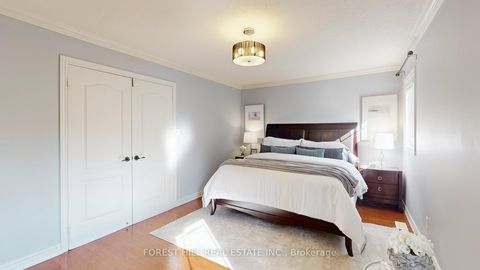 Photo 23 at 35 Bel Canto Crescent, Oak Ridges Lake Wilcox, Richmond Hill