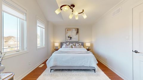 Photo 27 at 35 Bel Canto Crescent, Oak Ridges Lake Wilcox, Richmond Hill