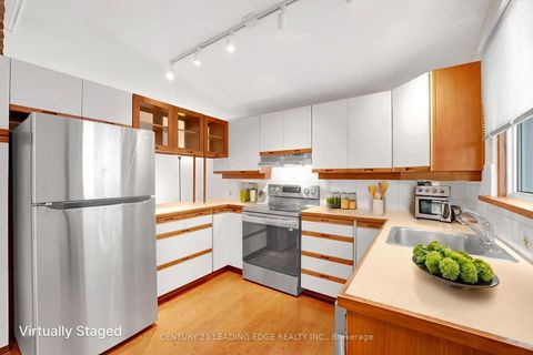 Photo 9 at 36 Benshire Drive, Woburn, Toronto