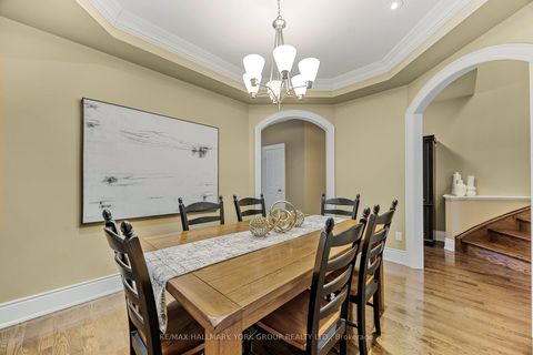 Photo 2 at 8 - 484 Worthington Avenue, Oak Ridges Lake Wilcox, Richmond Hill