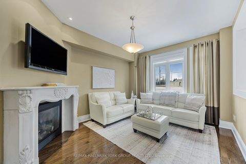 Photo 7 at 8 - 484 Worthington Avenue, Oak Ridges Lake Wilcox, Richmond Hill