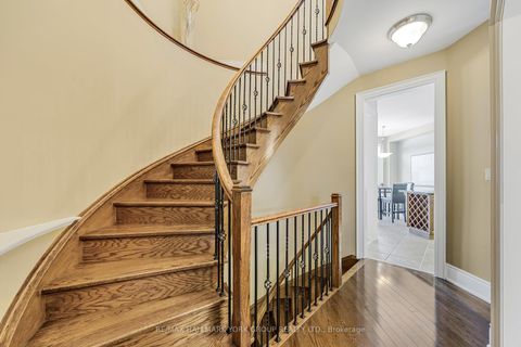 Photo 8 at 8 - 484 Worthington Avenue, Oak Ridges Lake Wilcox, Richmond Hill