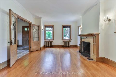 Photo 9 at 49 Hillcrest Drive, Wychwood, Toronto