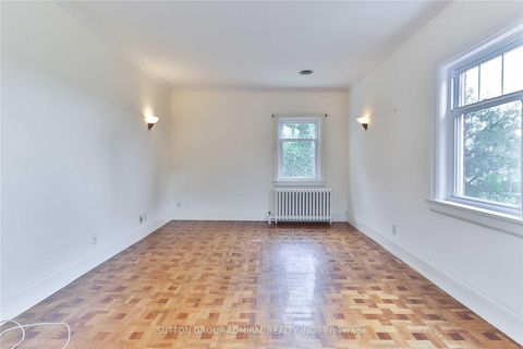 Photo 22 at 49 Hillcrest Drive, Wychwood, Toronto