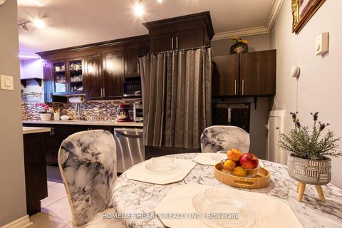 Photo 7 at 316 - 140 Leeward Glenway, Flemingdon Park, Toronto
