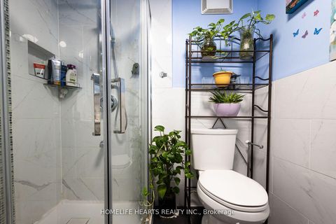 Photo 11 at 316 - 140 Leeward Glenway, Flemingdon Park, Toronto