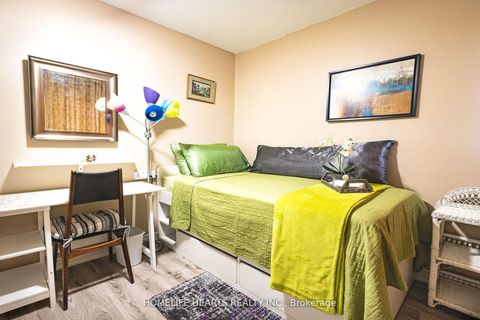 Photo 16 at 316 - 140 Leeward Glenway, Flemingdon Park, Toronto