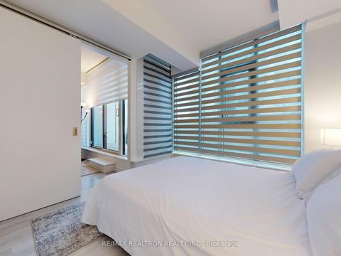 Photo 10 at 604 - 33 Helendale Avenue, Eglinton, Toronto