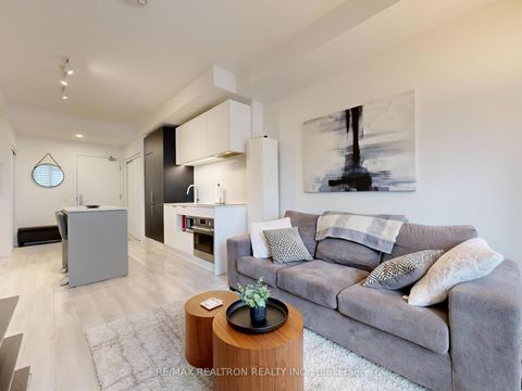 Photo 13 at 604 - 33 Helendale Avenue, Eglinton, Toronto