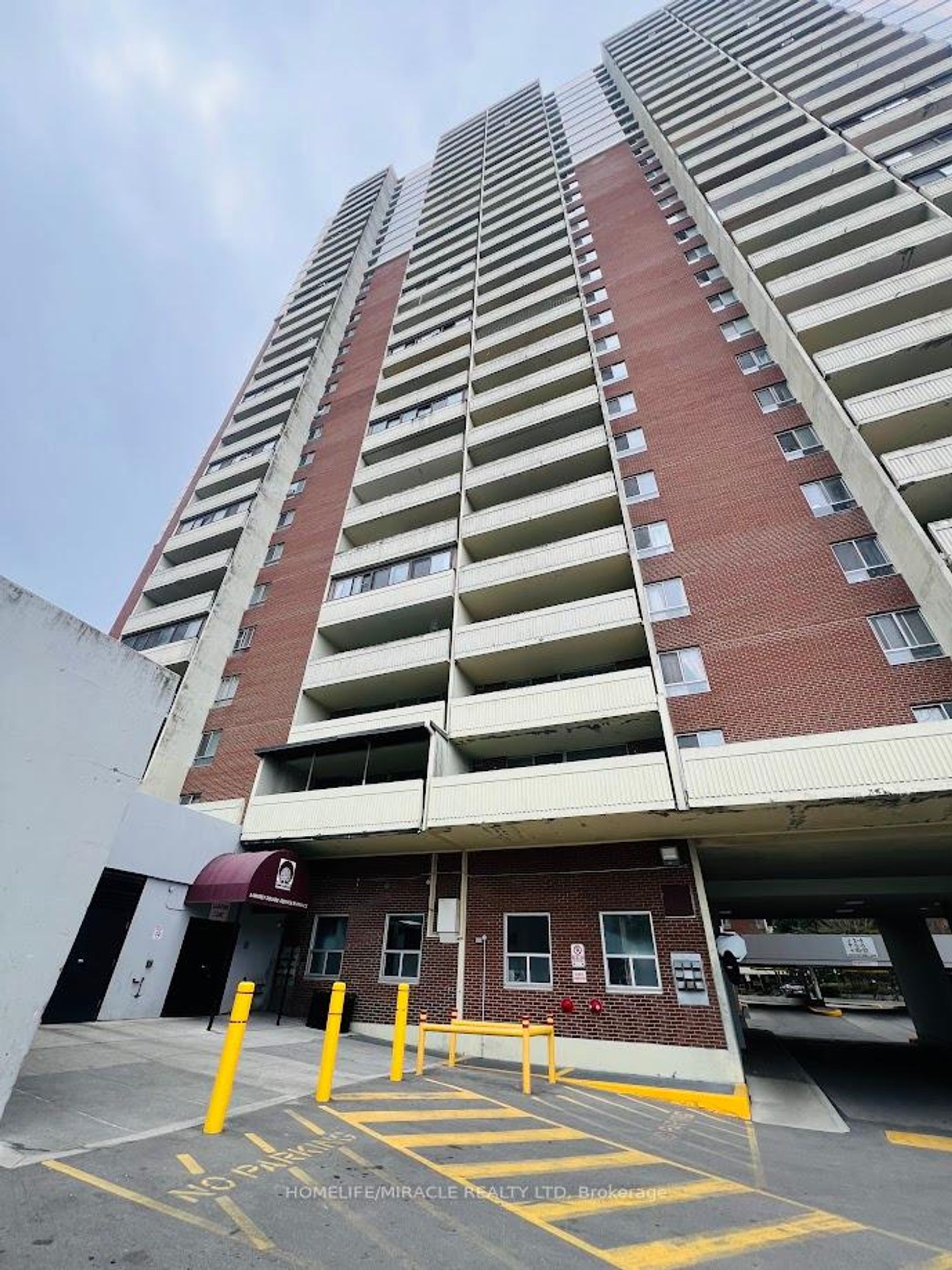 1108 - 5 Massey Square, Crescent Town, Toronto 