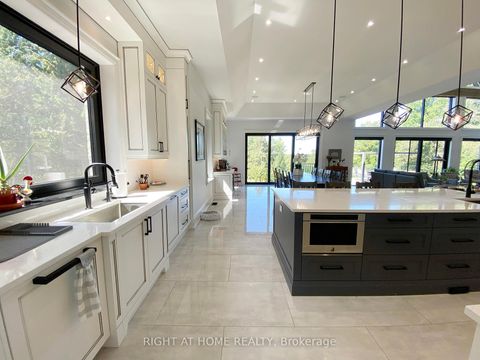 Photo 17 at 15670 10th Concession Road, Rural King, King