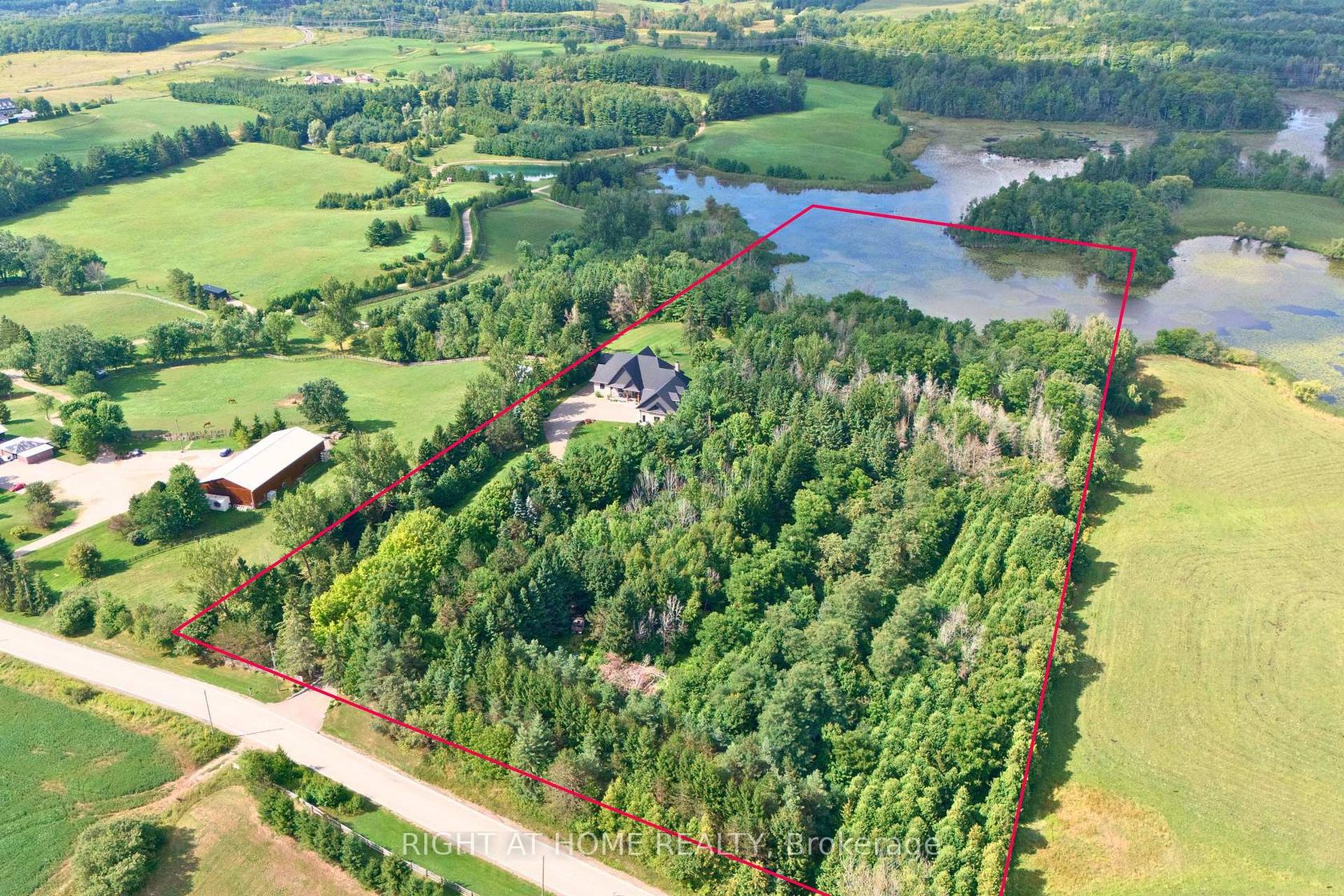 15670 10th Concession Road, Rural King, King 