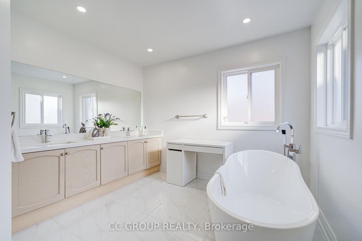 Photo 24 at 133 Joycedale Street, Middlefield, Markham