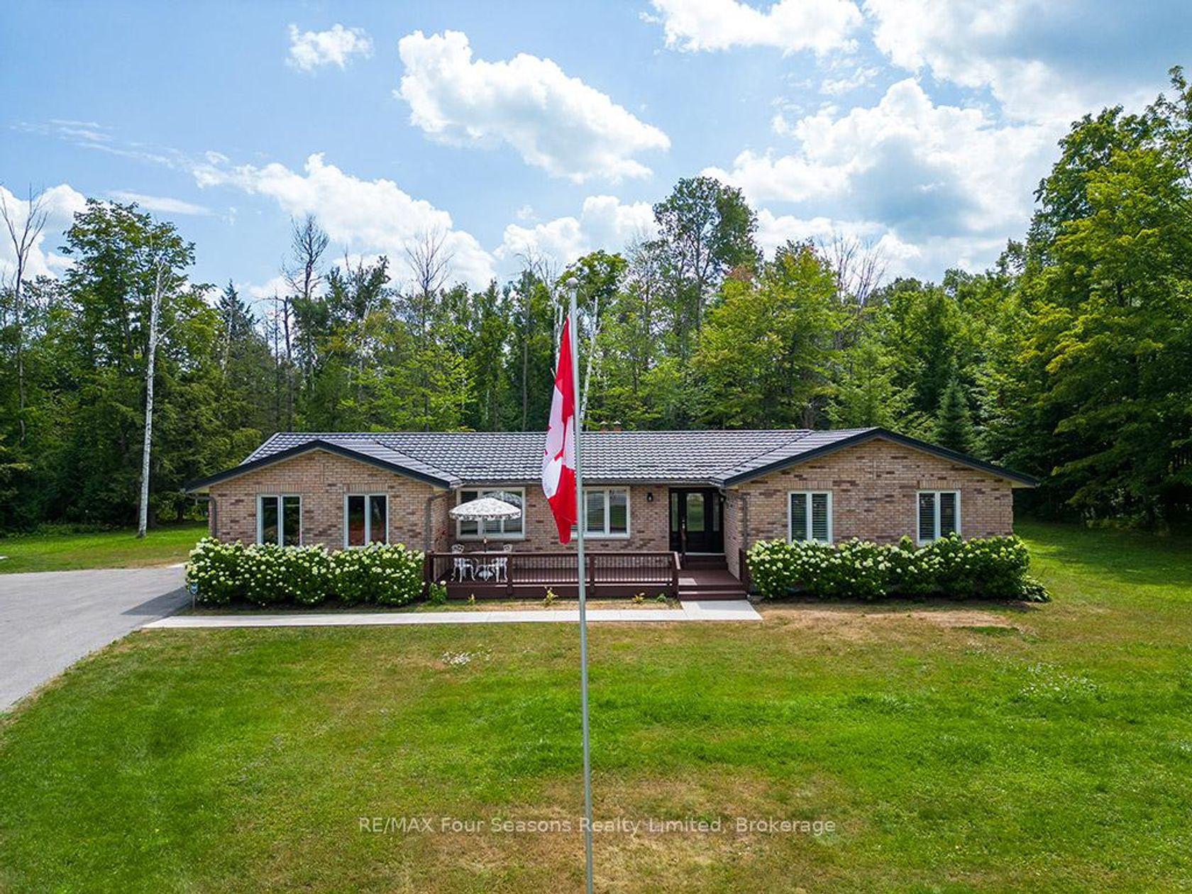 5259 Sunnidale Concession  5 Road, New Lowell, Clearview photo 4