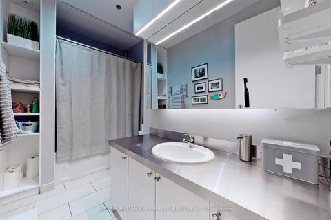 Photo 15 at 605 - 43 Hanna Avenue, Niagara, Toronto