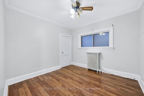 Photo 9 at 152 Gloucester Grove, Oakwood Village, Toronto