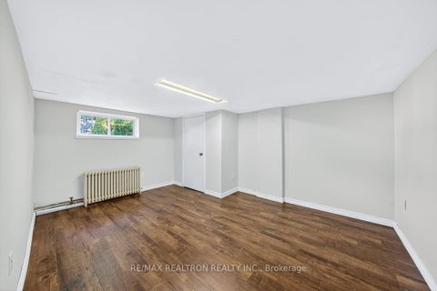 Photo 16 at 152 Gloucester Grove, Oakwood Village, Toronto