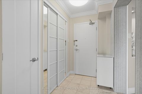 Photo 2 at F21 - 288 Mill Road, Markland Wood, Toronto