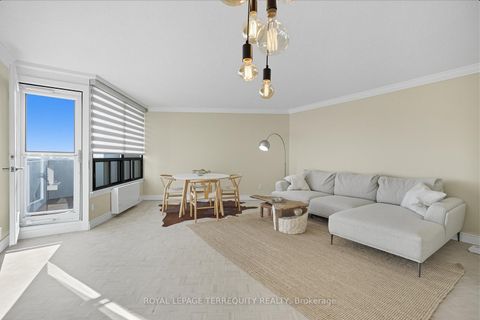 Photo 4 at F21 - 288 Mill Road, Markland Wood, Toronto Photo 4 at F21 - 288 Mill Road, Markland Wood, Toronto