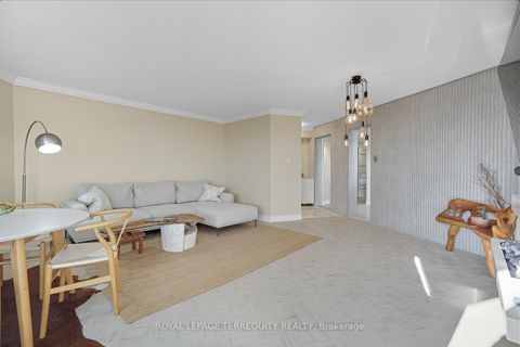 Photo 9 at F21 - 288 Mill Road, Markland Wood, Toronto