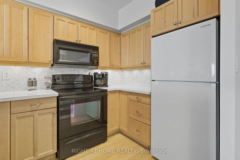 Photo 4 at 1306 - 2267 Lake Shore Boulevard W, Mimico, Toronto