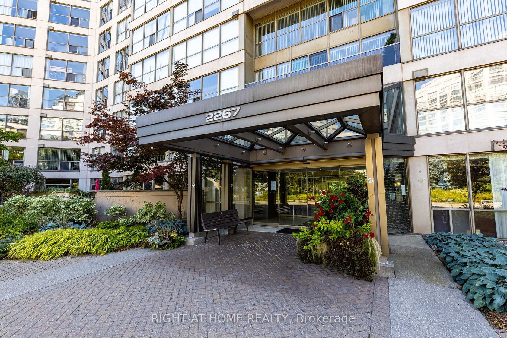 1306 - 2267 Lake Shore Boulevard W, Mimico, Toronto 