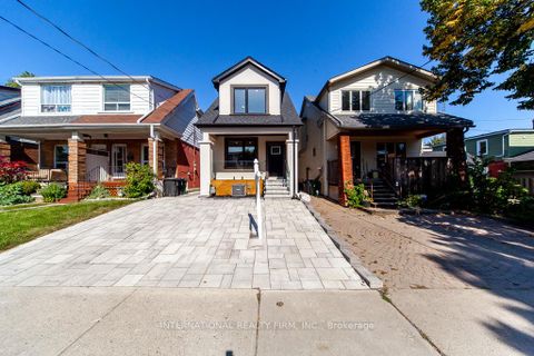 Photo 3 at 186 Milverton Boulevard, East York, Toronto