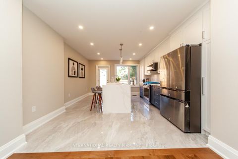 Photo 15 at 186 Milverton Boulevard, East York, Toronto