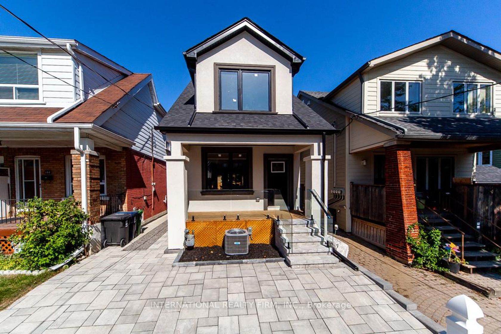 186 Milverton Boulevard, East York, Toronto 