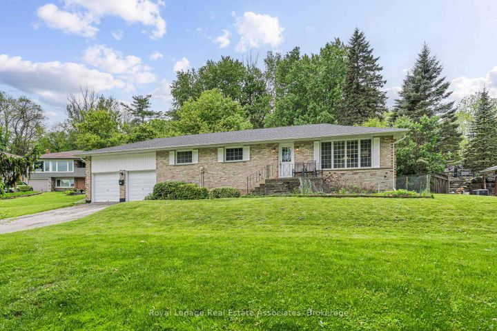 Photo 1 at 112 Park Street E, Glen Williams, Halton Hills