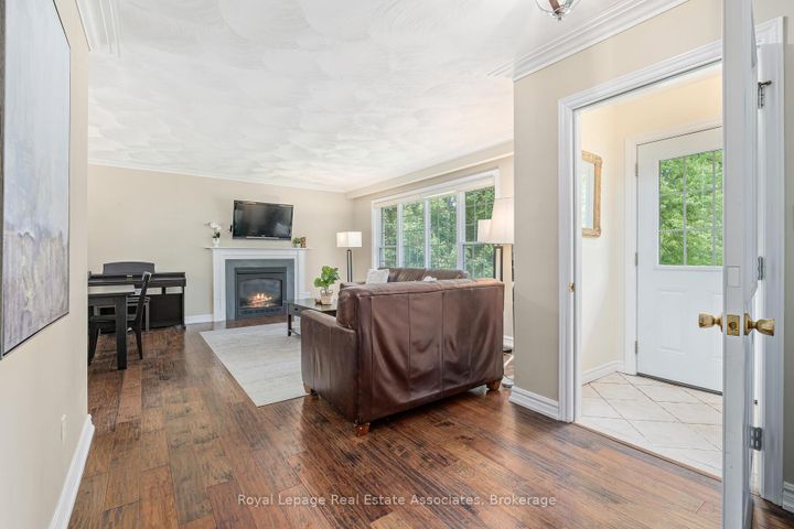 Photo 7 at 112 Park Street E, Glen Williams, Halton Hills