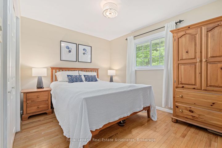 Photo 16 at 112 Park Street E, Glen Williams, Halton Hills
