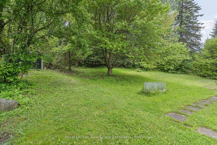 Photo 32 at 112 Park Street E, Glen Williams, Halton Hills