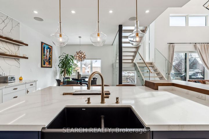 Photo 8 at 1297 Canterbury Road, Mineola, Mississauga
