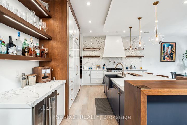 Photo 10 at 1297 Canterbury Road, Mineola, Mississauga