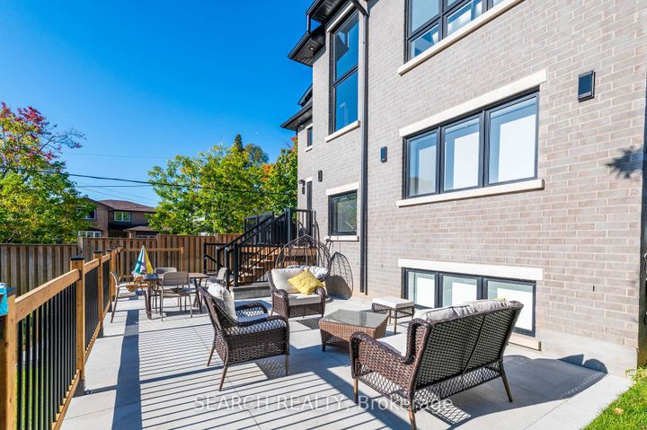 Photo 32 at 1297 Canterbury Road, Mineola, Mississauga