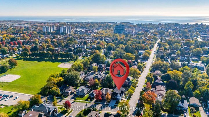 Photo 35 at 1297 Canterbury Road, Mineola, Mississauga