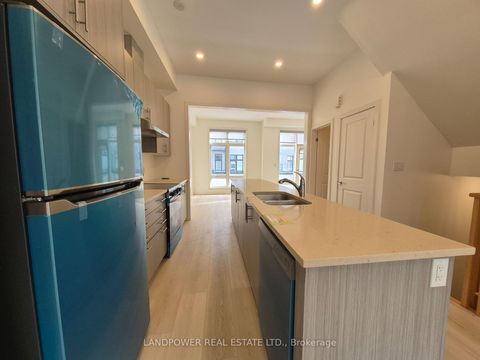 Photo 8 at 6 Gerussi Street, Vellore Village, Vaughan Photo 8 at 6 Gerussi Street, Vellore Village, Vaughan