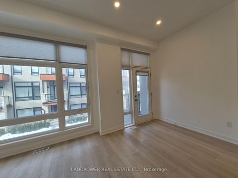 Photo 12 at 6 Gerussi Street, Vellore Village, Vaughan