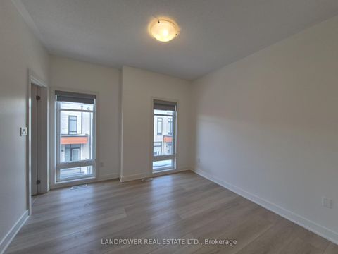 Photo 14 at 6 Gerussi Street, Vellore Village, Vaughan