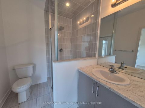 Photo 17 at 6 Gerussi Street, Vellore Village, Vaughan