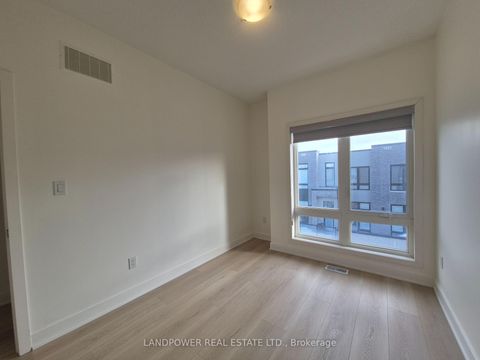 Photo 19 at 6 Gerussi Street, Vellore Village, Vaughan