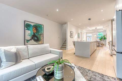 Photo 5 at 195 Albany Avenue, Annex, Toronto
