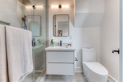 Photo 26 at 195 Albany Avenue, Annex, Toronto